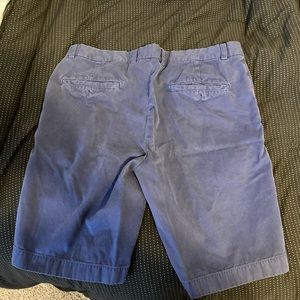 Brooks Brothers shorts 33W - 9in inseam
